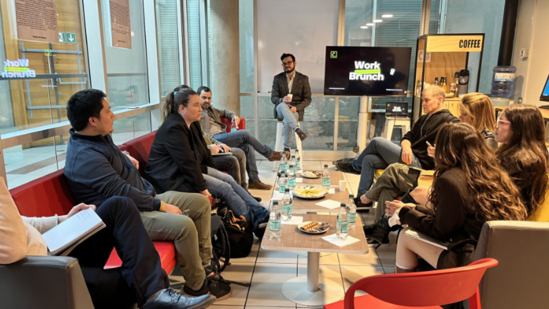 Éxito con IA: Lo que aprendimos en el Work Brunch PYM